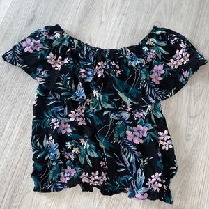 American eagle Off the shoulder top